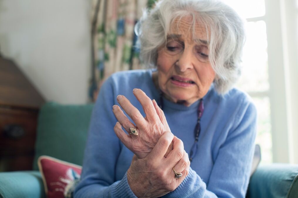 gydymas artrozės ir riešo sąnarių žolės osteoartrito ligoniui gydyti