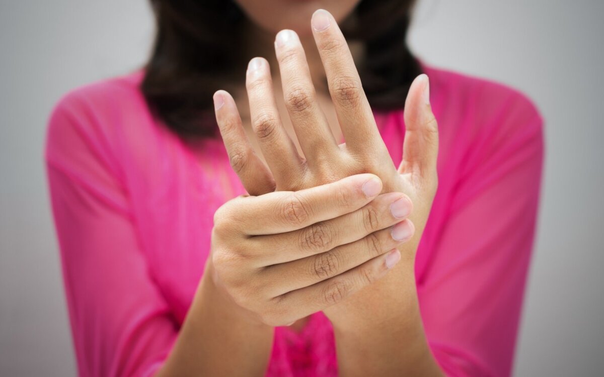 kodėl skauda kairės rankos sąnarius viskas apie artritą dėl pirštų