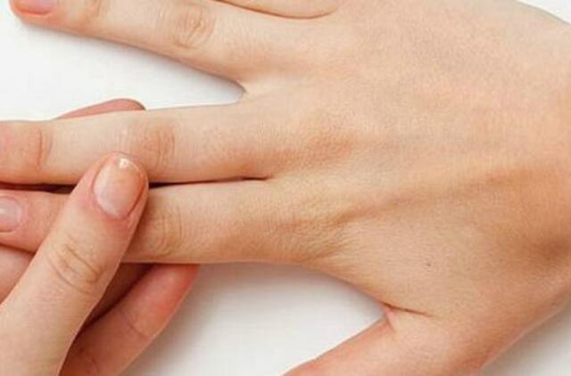 rankos pirštai skausmas peties sąnario gydymas tradicinės medicinos